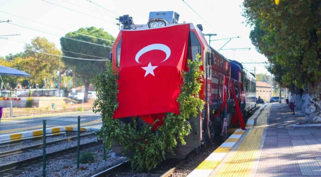Atatürk’ün Manisa’ya gelişinin 101. yılı törenle kutlandı