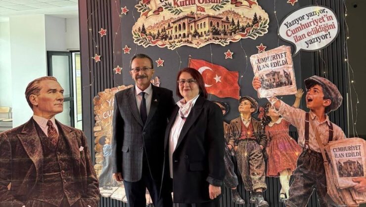 Cumhuriyetin 103. yılına özel hazırlanan hatıra köşesine yoğun ilgi
