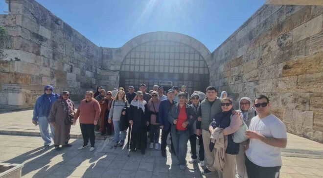 Engelsiz Yaşam Merkezi öğrenci ve aileleri Pamukkale ve Buldan’ı keşfetti