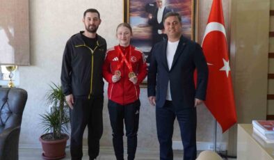 İl Müdürü Öztürk’ten Avrupa Şampiyonu Nurbade Büber’e ödül