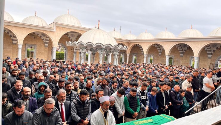 Kalbine yenilen 15 yaşındaki çocuk son yolculuğuna uğurlandı