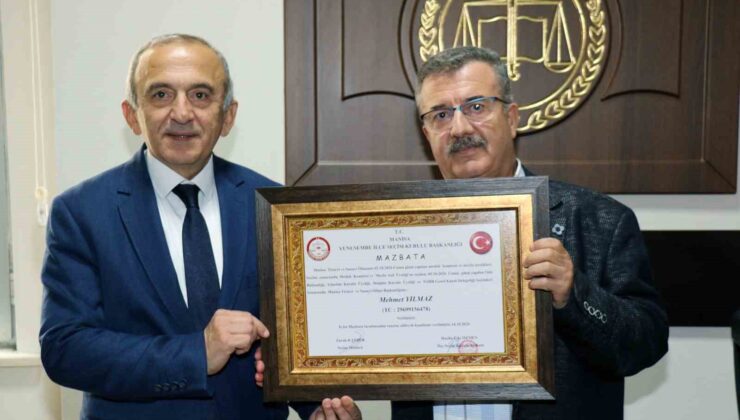 Manisa TSO Başkanı Mehmet Yılmaz mazbatasını aldı