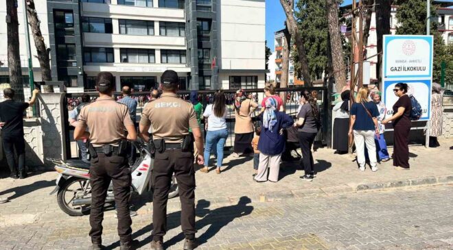 Manisa’da okul güvenliği için 8 bine yakın personel sahaya indi