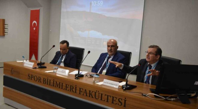 Manisa’nın dini ve kültürel mirasının konu edinildiği sempozyum başladı