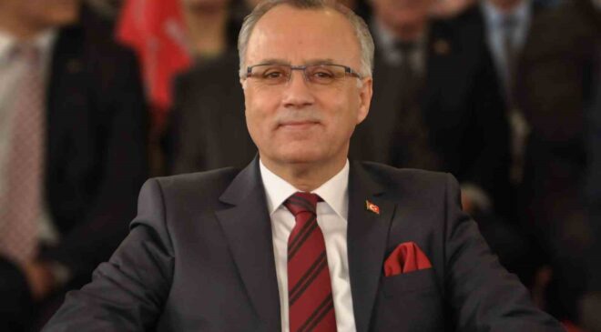 MHP Salihli’de yeni dönem! Zeki Kayda ilçe başkanı oldu