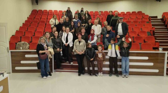 Oyuncu ve yazar İğdigül’den sokak hayvanları için sevgi ve merhamet çağrısı