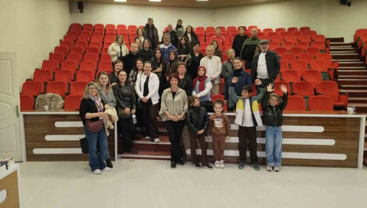 Oyuncu ve yazar İğdigül’den sokak hayvanları için sevgi ve merhamet çağrısı