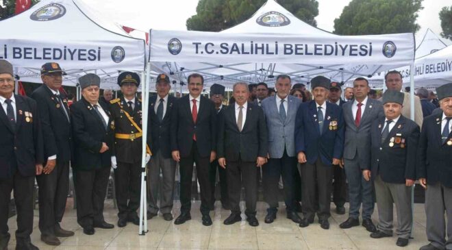 Salihli’de Cumhuriyet coşkusu başladı