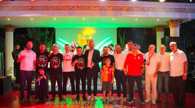 Salihli’de Galatasaraylılardan öğrencilere burs desteği!
