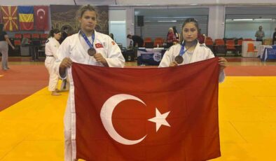 Salihlili sporculardan Yunanistan’da madalya başarısı