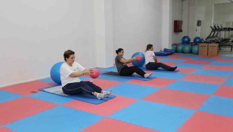 Şehzadeler’de kadınlar haftanın 5 günü sporla buluşuyor