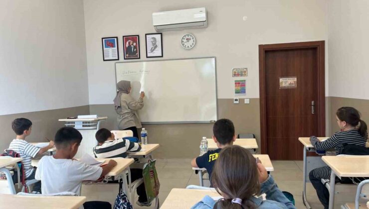 Şehzadeler’de öğrencilere ödev desteği
