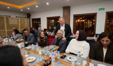 Yunusemre’de muhtarlar Günü buluşması
